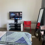 Twin Room With Shared Bathroom - No Parking Space