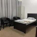 Twin Room With Shared Bathroom - No Parking Space